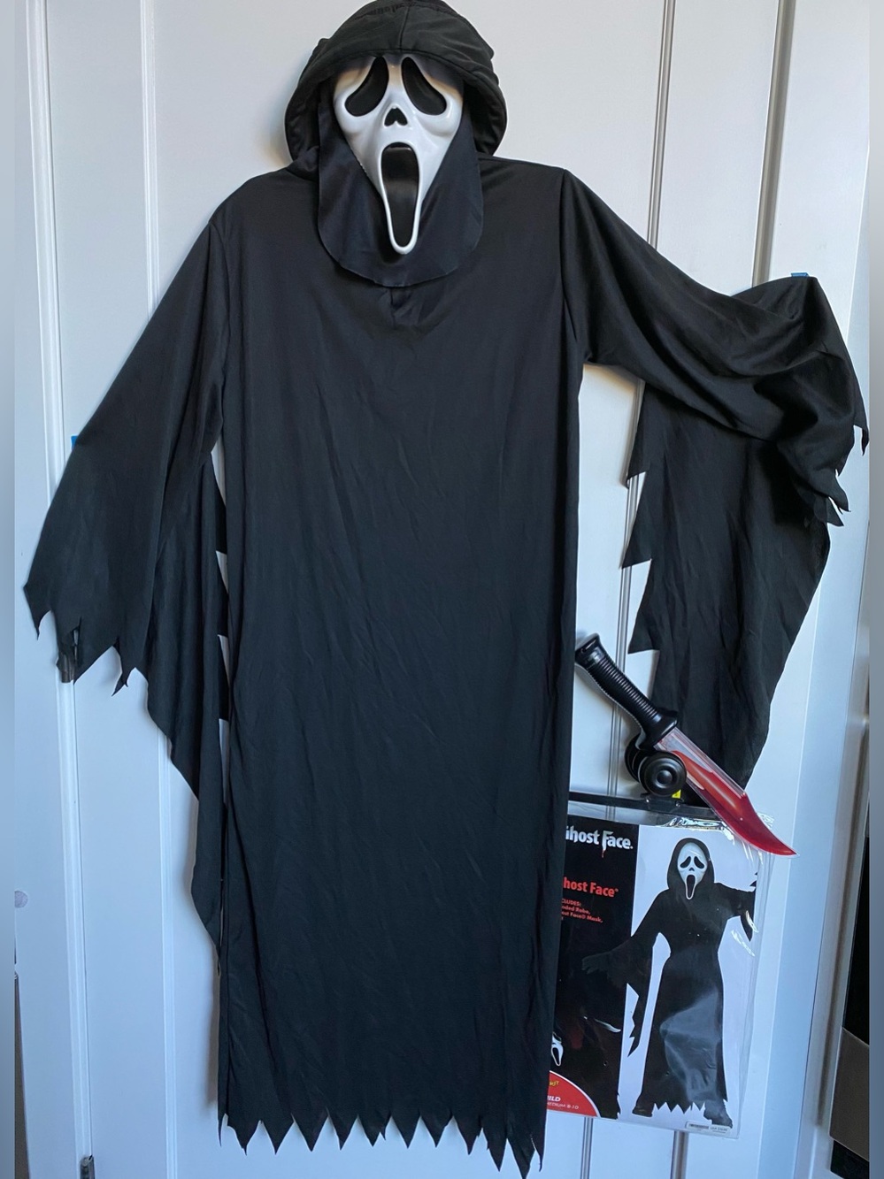GHOST FACE Kids Costume + Toy Knife